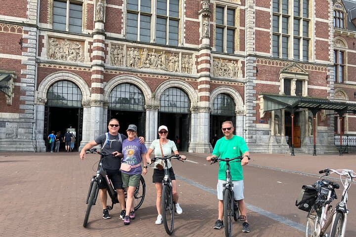 E-Bike Tour: Amsterdam Highlights & Hidden Gems - 2.5-Hour Guided Ride