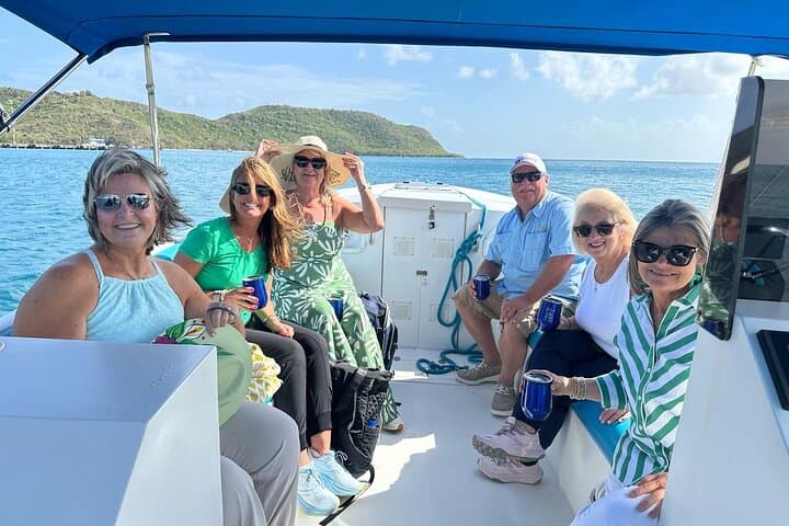 Saint Lucia Private Speedboat Transfer: Scenic Resort-to-UVF Ride photo 3