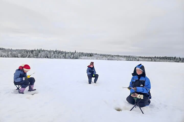 Rovaniemi Ice Fishing on Private Lakefront with BBQ Experience photo 2