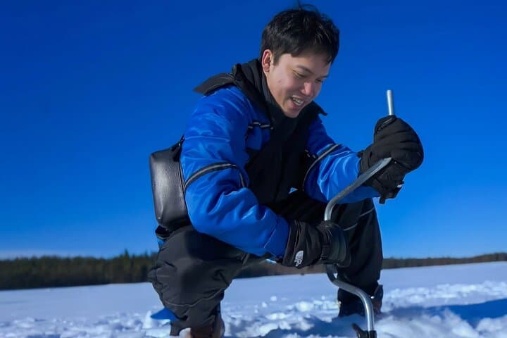 Rovaniemi Ice Fishing on Private Lakefront with BBQ Experience photo 3