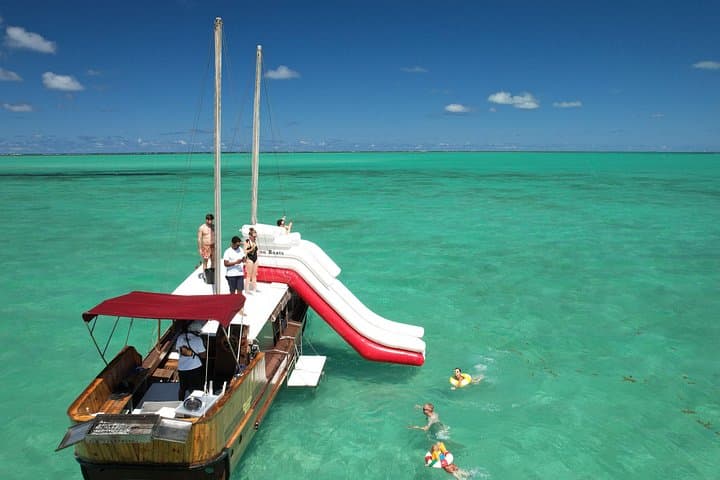 Full-Day Private Charter to Île aux Cerfs with Lunch on Sirène D'or photo 4