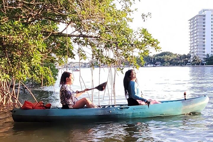 Explore Fort Lauderdale's Bonnet House: 2-Hour Paddleboard & Kayak Rental photo 4