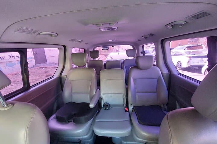 Mongolia 4WD Chauffeur Service — Private Sedan, Lexus & UAZ Minivan Transport photo 4