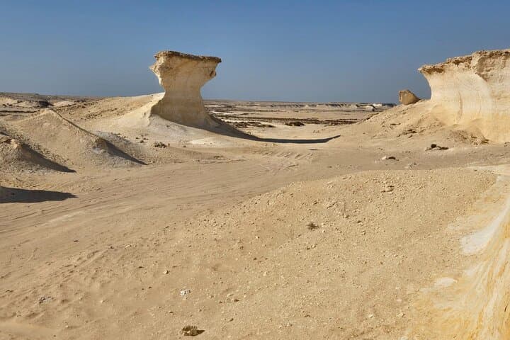 Zekreet 4WD Tour: Richard Serra, Mushroom Rocks & Zekreet Beach Day Trip photo 2
