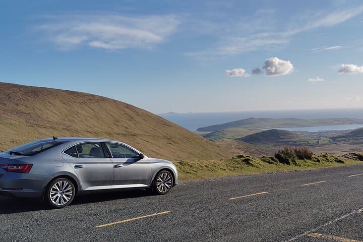 Dingle Peninsula Private Tour: Full-Day Slea Head Drive, Beaches & Ancient Ruins photo 3