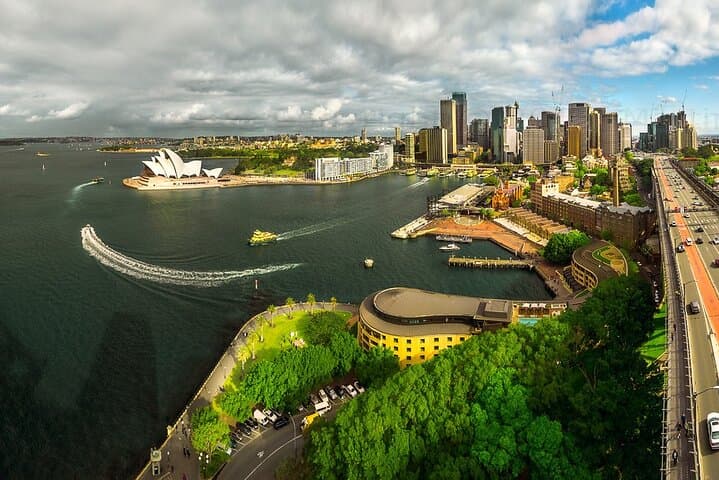 Private Luxury Sydney Sightseeing Tour: Opera House, Bondi & Harbour Views photo 4