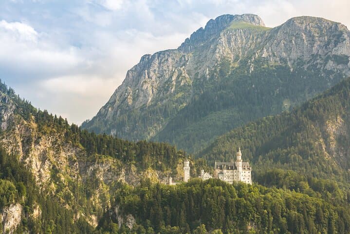 Private Neuschwanstein Castle Tour: Skip-the-Line Small-Group from Munich