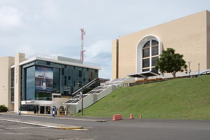 Express Panama Stopover: Canal Locks, Cinta Costera & Casco Viejo in Half a Day