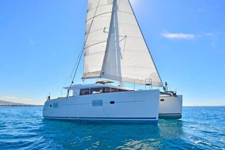Private Full-Day Catamaran Cruise Around Paros & Antiparos (Lagoon 400)