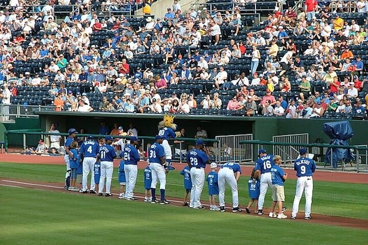 Kauffman Stadium: Kansas City Royals Game & Tailgate Guide photo 3
