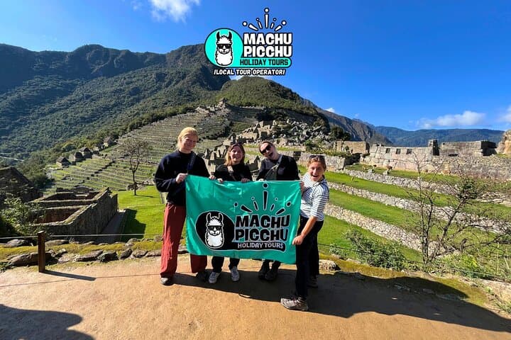 Machu Picchu & Sacred Valley: 2-Day Immersive Tour from Cusco