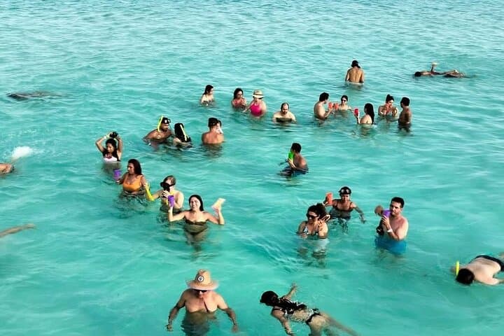 Discover El Cielo Reef: Double-Decker Catamaran Snorkel & Open Bar in Cozumel photo 5