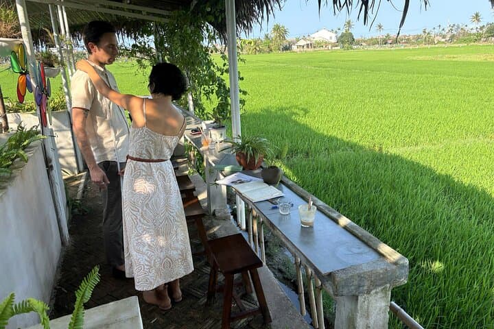 Authentic Hoi An Tailor Experience: Design a Custom Outfit with Local Tailors