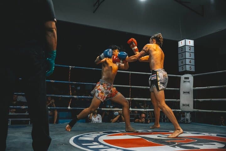Muay Thai Live Night at Samui International Stadium — Seats, Rituals & Practical Tips