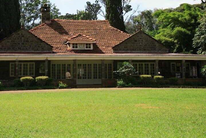 Karen Blixen Museum & Kobe Beads Day Tour — Karen/Nairobi Culture, Crafts & Coffee Farm Visit photo 3