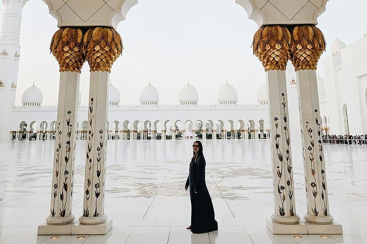 Private Abu Dhabi Highlights Tour from Dubai or Abu Dhabi photo 2