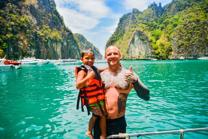 Phi Phi Islands Speedboat Snorkel from Koh Lanta: Full-Day Island Hopping Guide photo 6