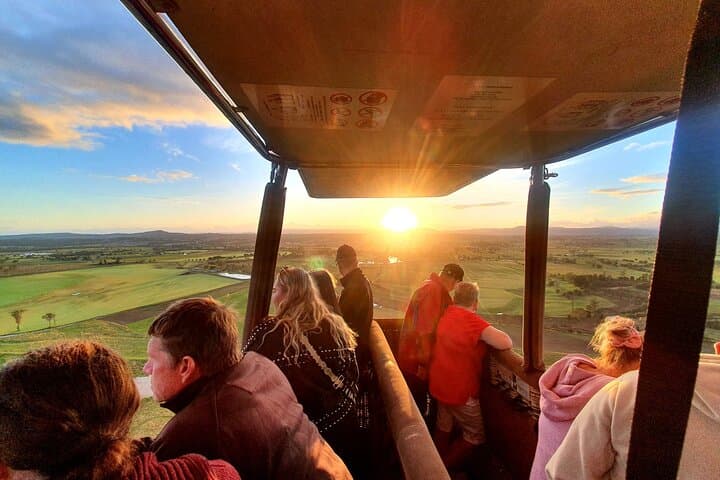 Cairns Hot Air Balloon Over Atherton Tablelands with Ochre Lunch photo 3