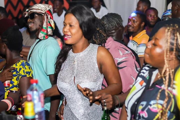 Accra Nightlife Guide: Afrobeats, Beach Bars & Live Music Crawl photo 6