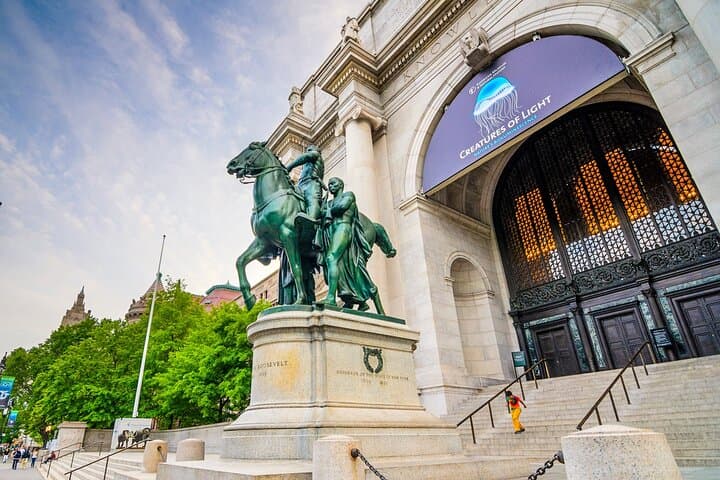 Pedicab Through Central Park: Guided Tour with Natural History Museum Entry photo 4