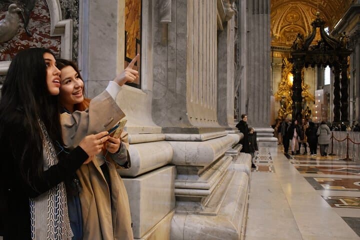 Skip the Queue at St. Peter's Basilica: Express Entry & Multilingual Audio Tour in Rome