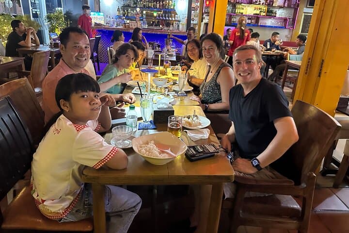 Evening Cambodian Food Tour in Phnom Penh — Tuk‑Tuk Night Markets & Mekong Sunset Eats
