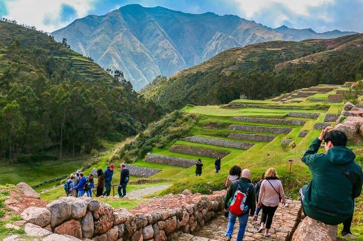 2-Day Private Sacred Valley & Machu Picchu Tour — Train, Terraces, and Inca Engineering photo 2