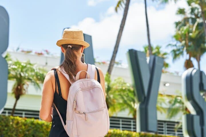 Miami Walking and Biscayne Bay Boat Combo: South Beach, Wynwood & Little Havana in 5 Hours