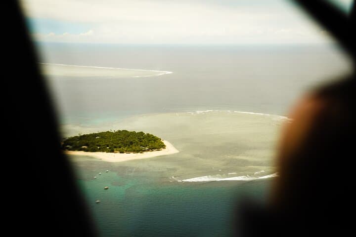 Fiji Islands & Mountains Aerial Adventure — Mamanuca Islands, Cloudbreak & Mt Evans photo 4