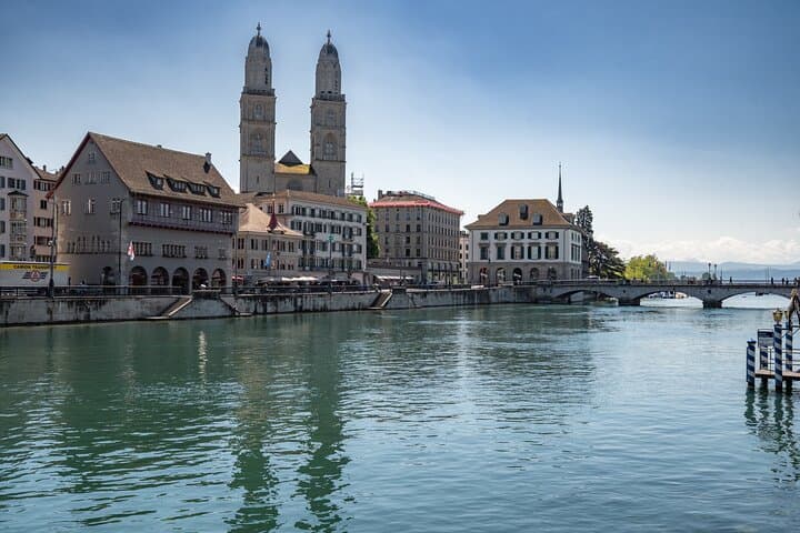 Zurich 360 City Walk: Hidden Spots, History & Tastes photo 3
