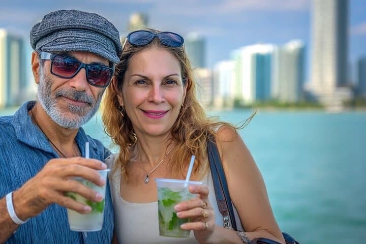 Miami Walking and Biscayne Bay Boat Combo: South Beach, Wynwood & Little Havana in 5 Hours photo 6