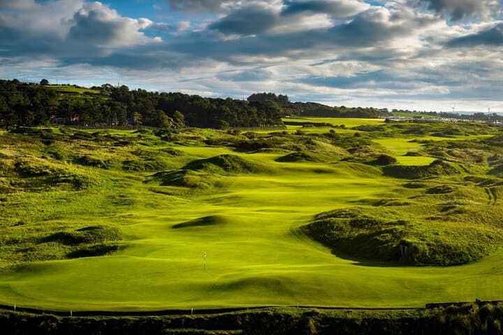Experience Rory McIlroy’s Irish Golf Legacy and Explore Giant’s Causeway photo 5