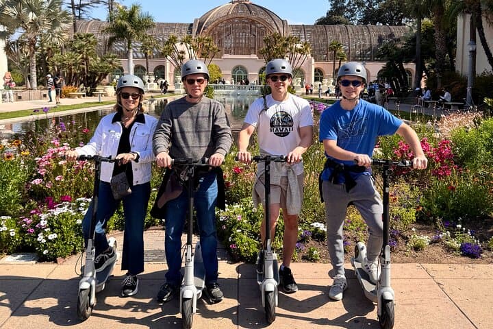 Balboa Park Electric Scooter Tour: 90-Min Photo-Guided Scooter Ride in San Diego