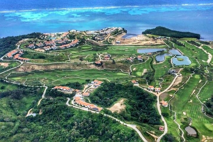 Top Golf Roatan: Oceanfront Driving Bays at Pristine Bay photo 6
