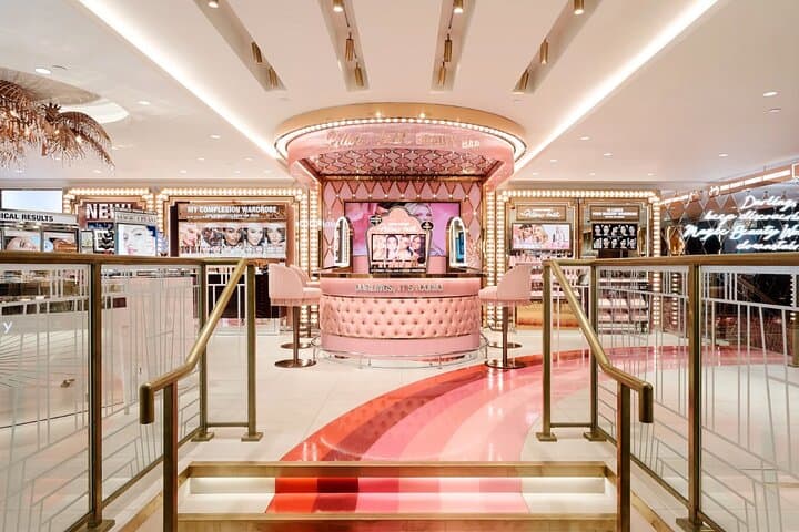 Create-your-own-lipstick-london-beauty-shopping-experience photo 3