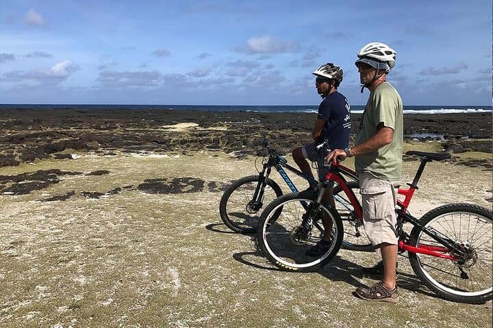 Guided Mountain Biking in Mauritius: Forest Trails, Coastal Cliffs & Lava Tubes photo 4