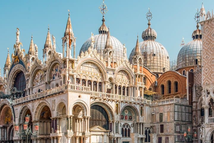 inside-st-marks-basilica-priority-guided-tour-venice