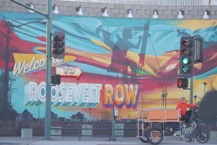 Explore Downtown Phoenix by Pedicab: Personalized Guided Tours photo 4
