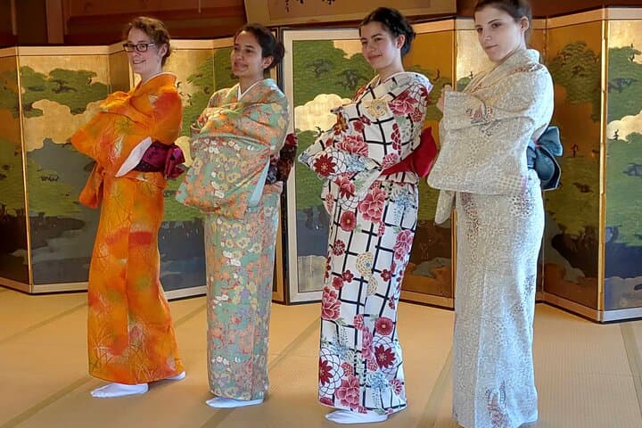 Kyoto Kimono & Nihon Buyo: Authentic Japanese Dance Experience