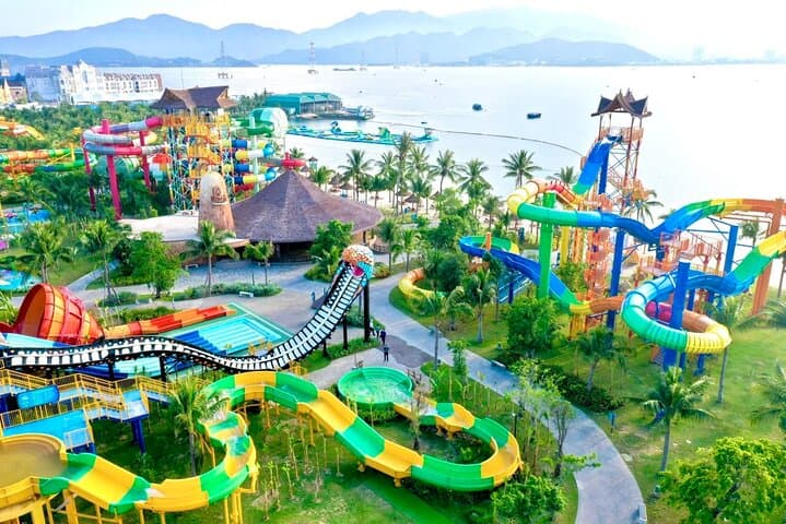 VinWonders Nha Trang: Cable-Car Crossing, Water Park & Hon Tre Island Guide photo 5