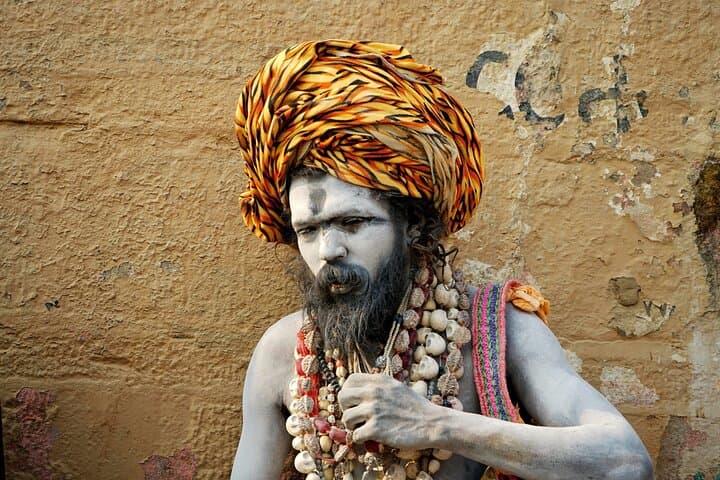 Luxury 2-Day Varanasi Private Trip from Bangalore — Aarti, Ghats & Sarnath photo 6