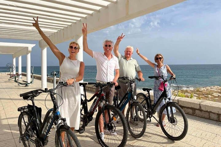 Malaga Electric Bike Tour: Gibralfaro & Seafront E‑Bike Experience photo 6