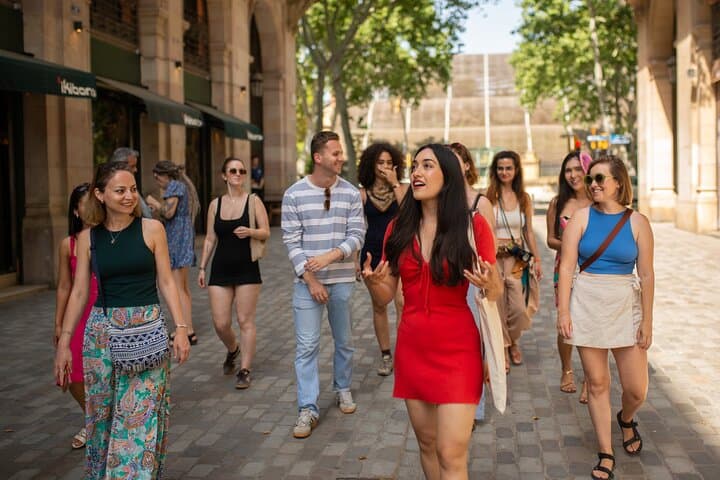 Barcelona Gems Walking Tour: Gothic Quarter, El Born & Hidden Sights