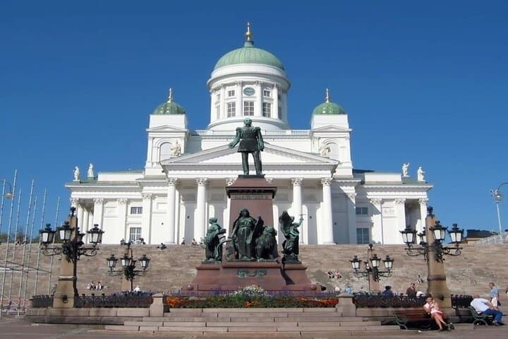 ultimate-helsinki-porvoo-private-tour-local-stories