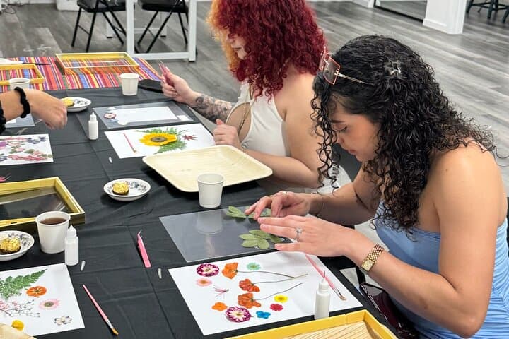 Pressed Flower Workshop in Philadelphia — Create an 8x10 Botanical Frame photo 5