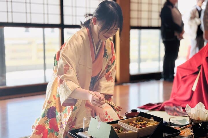 Become a Samurai at Morioka Castle: Samurai Armor & Kimono Experience in Ebino photo 4