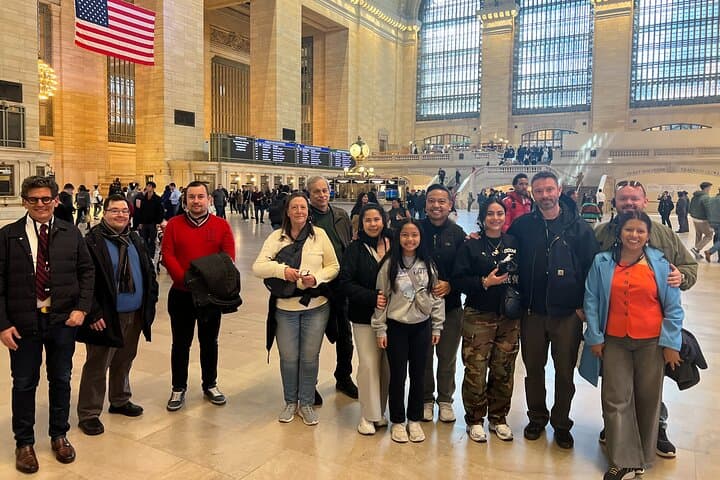 Grand Central Terminal History & Mysteries Guided Tour photo 2