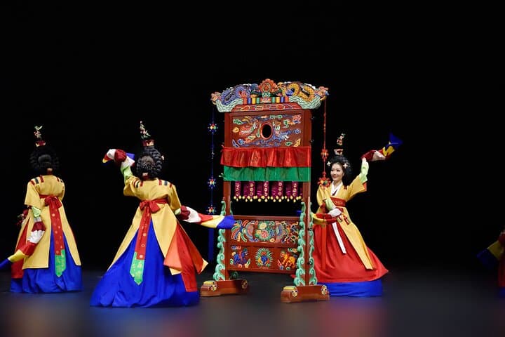 Live Gugak Performance at the National Gugak Center — Seoul's Traditional Music Experience photo 5