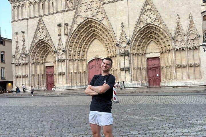 Run & Discover Lyon: Historical Running Tour from Bellecour to Fourvière photo 3