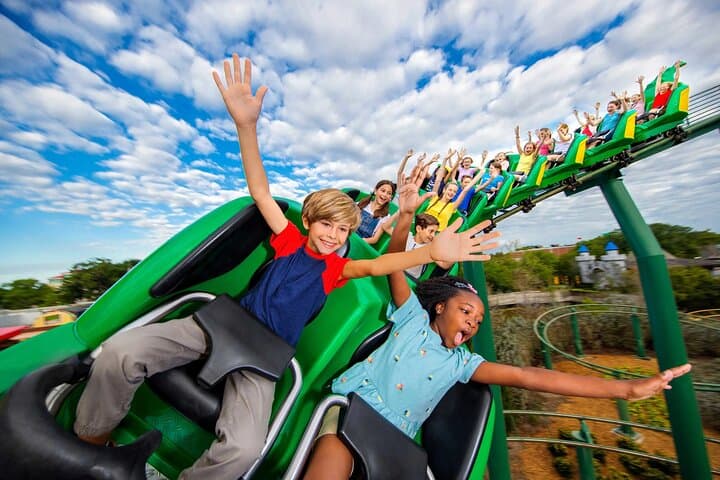LEGOLAND Windsor Resort E‑Ticket with London Return Coach — Minifigure Speedway & 55 Rides photo 6
